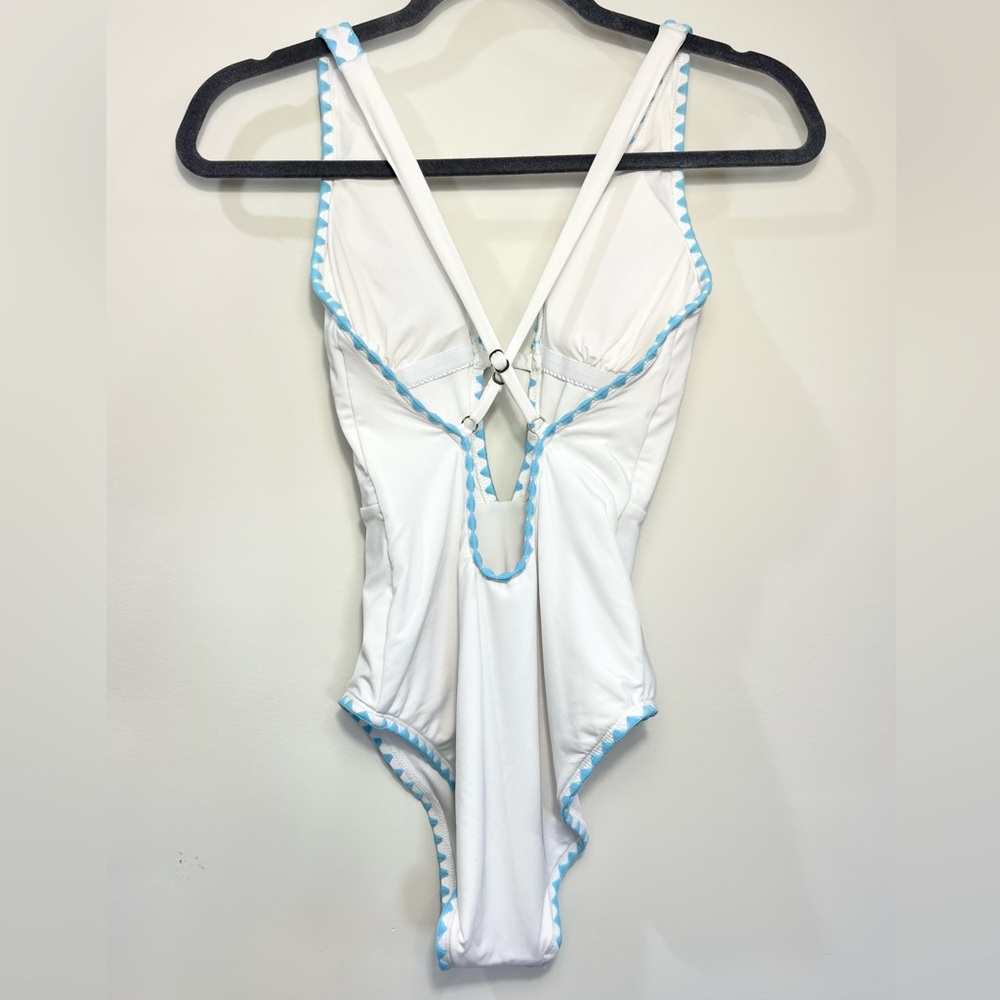 Lucky Brand Keyhole One Piece Swimsuit